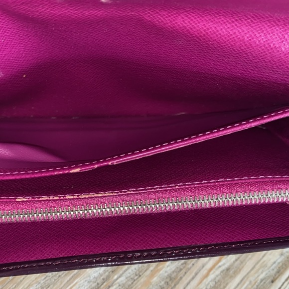 Louis Vuitton - Plum/Purple LV Epi Long Wallet - Picture 14 of 16